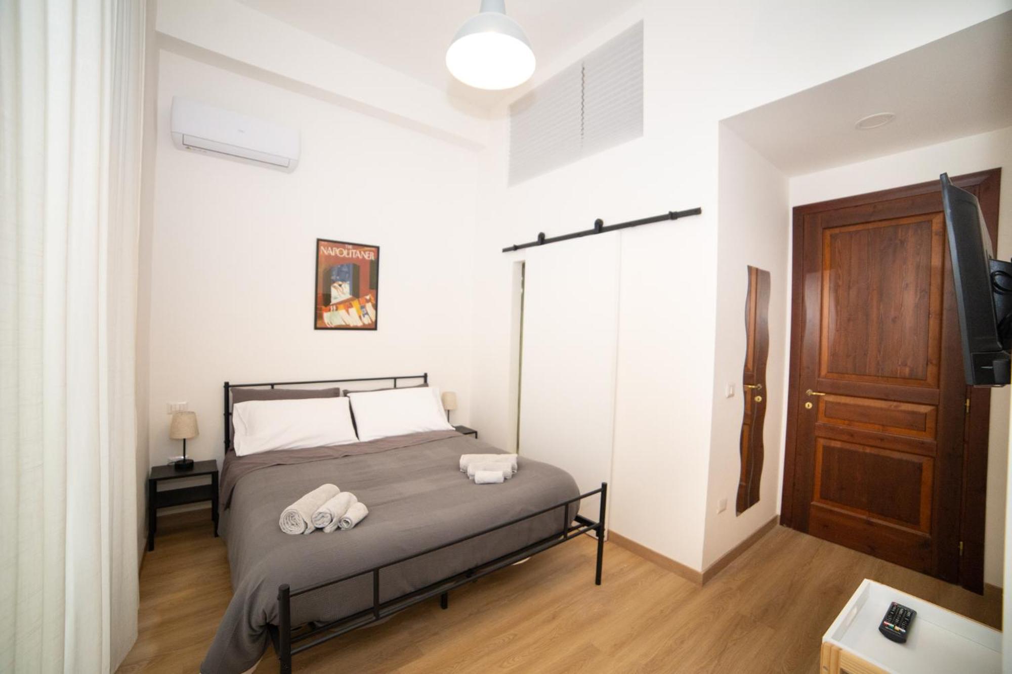 B&B 4Cella 那不勒斯 外观 照片